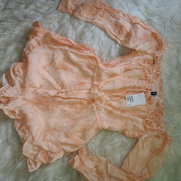 Romper - Picture 2 of 4